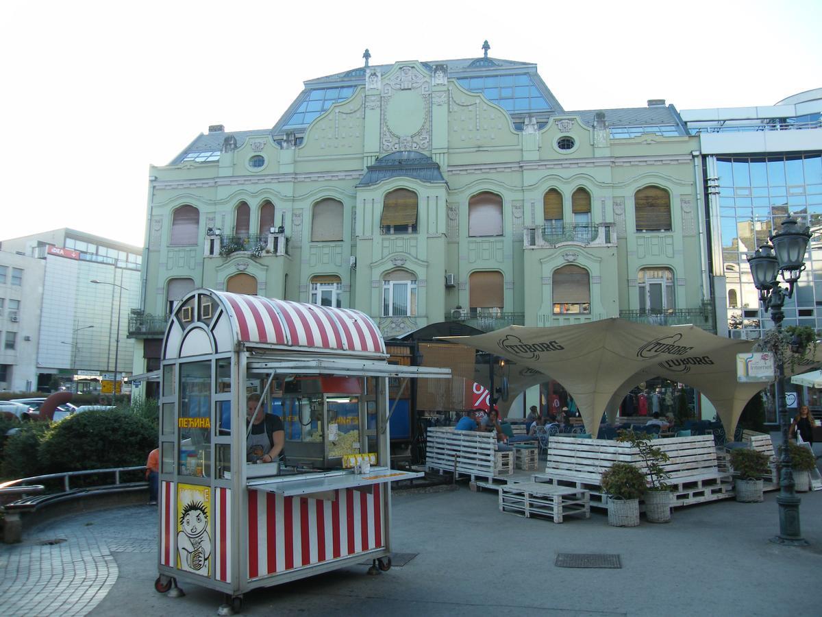 Hostel Nomad Novi Sad Esterno foto