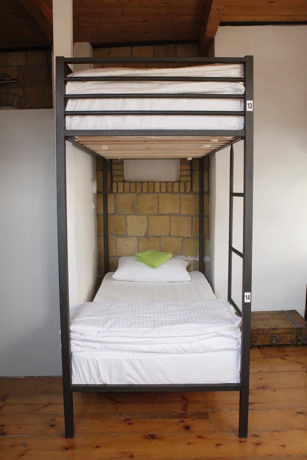 Hostel Nomad Novi Sad Esterno foto